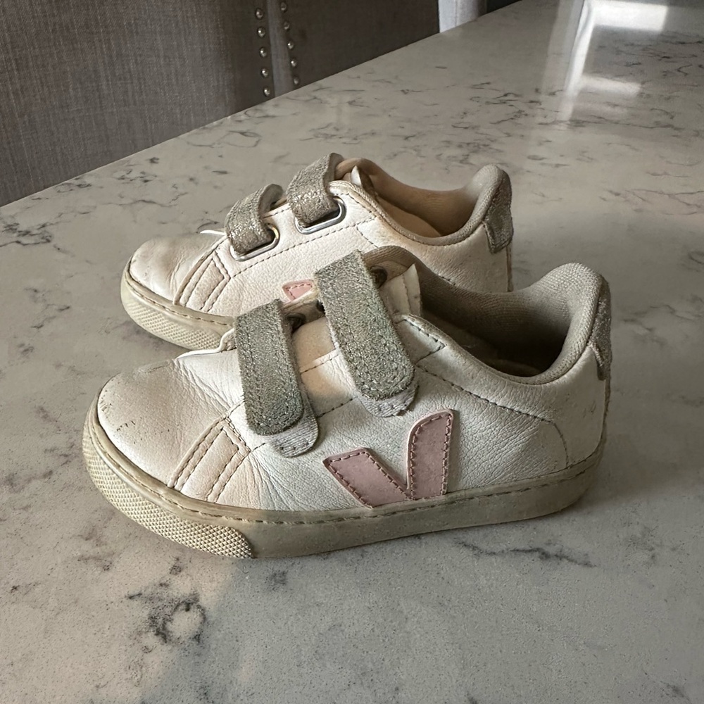 Veja sneakers